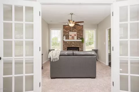 273 Core Rd, Richlands, NC 28574 photo 8