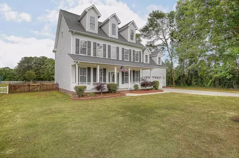 273 Core Rd, Richlands, NC 28574 photo 3