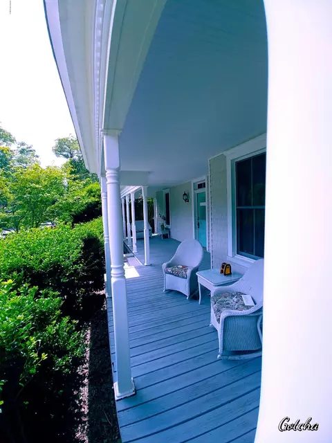 317 E Nash St, Spring Hope, NC 27882 photo 2