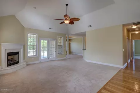 77 Moorehead Ct, Hampstead, NC 28443 photo 8