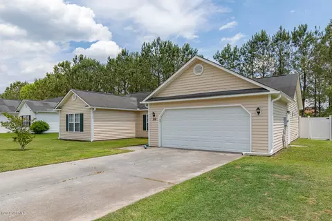 108 Sycamore Dr, Jacksonville, NC 28546 photo 3