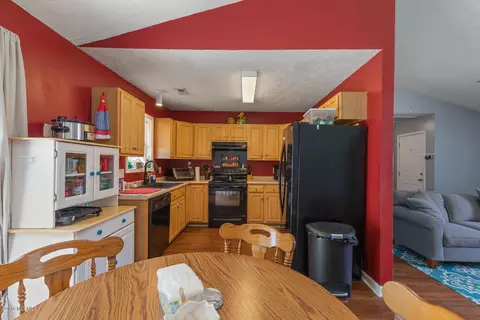 108 Sycamore Dr, Jacksonville, NC 28546 photo 10