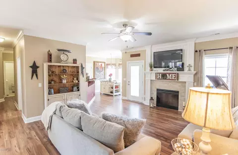 721 Southernwood Pl, Hubert, NC 28539 photo 10