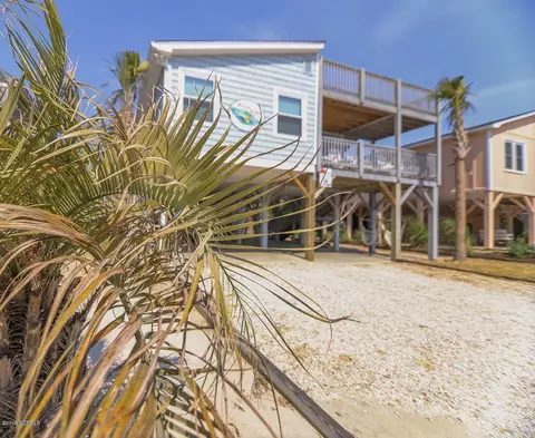 415 35th St, Sunset Beach, NC 28468 photo 21