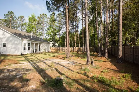 114 Dolphin Dr, Hampstead, NC 28443 photo 5