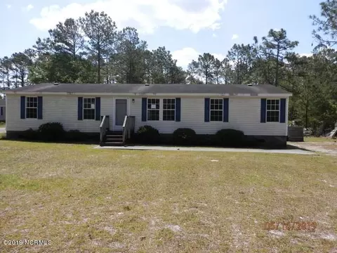 242 Sand Ridge Rd, Hubert, NC 28539 photo 1