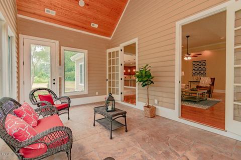 113 Sugar Maple Ct, Wallace, NC 28466 photo 17