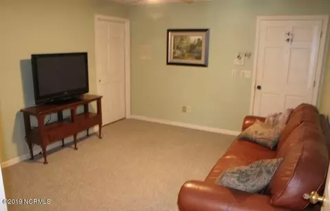102 Dolphin Cir, Hampstead, NC 28443 photo 21