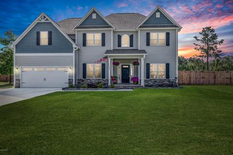 202 Albacore Ct, Hubert, NC 28539 photo 1