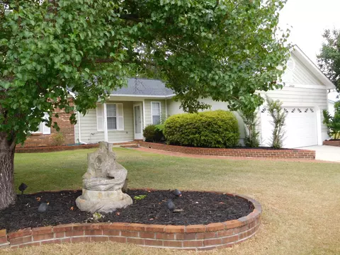2629 Idlebrook Cir, Midway Park, NC 28544 photo 3