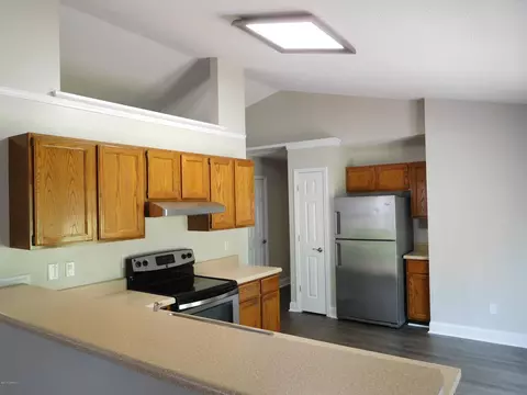 2629 Idlebrook Cir, Midway Park, NC 28544 photo 11