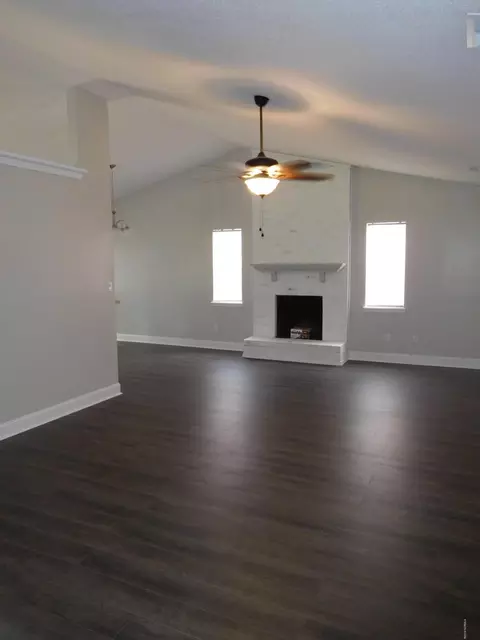 2629 Idlebrook Cir, Midway Park, NC 28544 photo 7