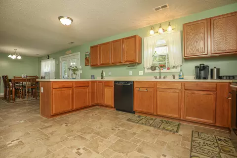 201 Britton Ln, Hubert, NC 28539 photo 5