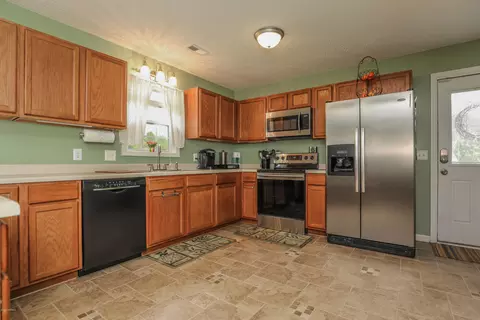 201 Britton Ln, Hubert, NC 28539 photo 6