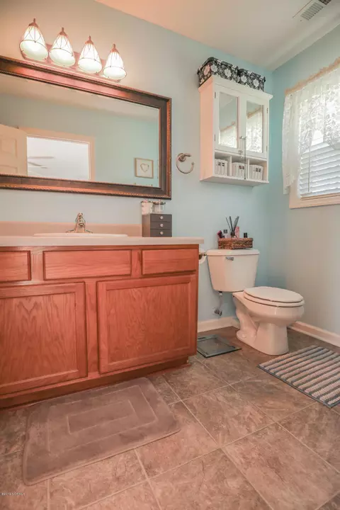 201 Britton Ln, Hubert, NC 28539 photo 12