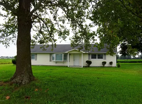 335 Turtle Shell Rd, Richlands, NC 28574 photo 2