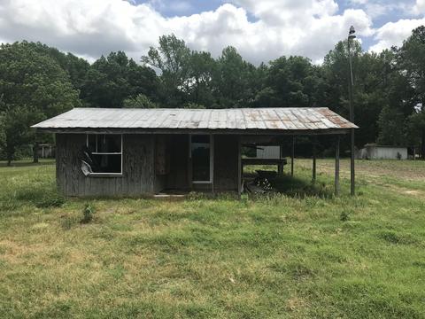 2652 Ballard Rd, Williamston, NC 27892 photo 2
