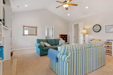 205 Conifer Dr, Hampstead, NC 28443 photo 7