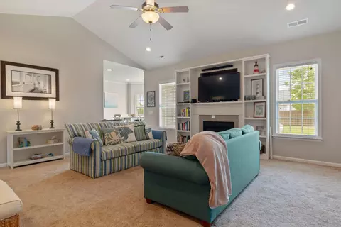 205 Conifer Dr, Hampstead, NC 28443 photo 6