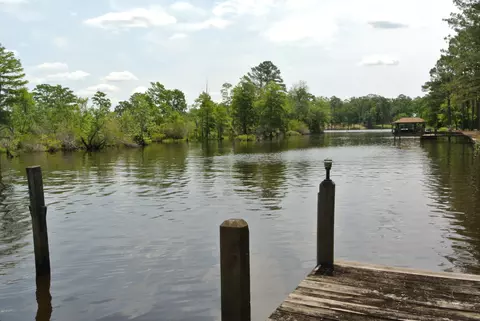101 Gull Pointe, New Bern, NC 28562 photo 4