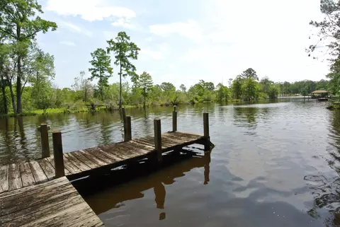 101 Gull Pointe, New Bern, NC 28562 photo 2