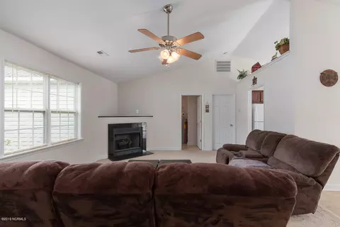 120 Beagle Dr, Hubert, NC 28539 photo 6