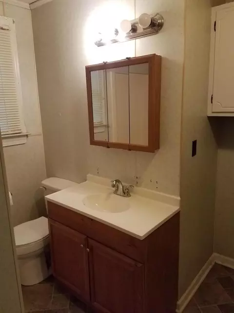 211 N Main St, Dover, NC 28526 photo 25