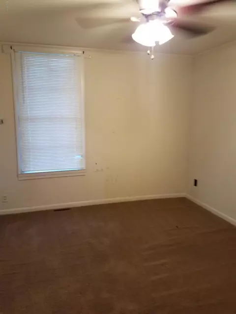 211 N Main St, Dover, NC 28526 photo 20