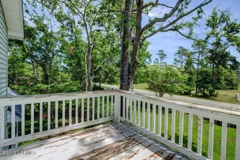 102 Pine Needle Way, Hampstead, NC 28443 photo 18