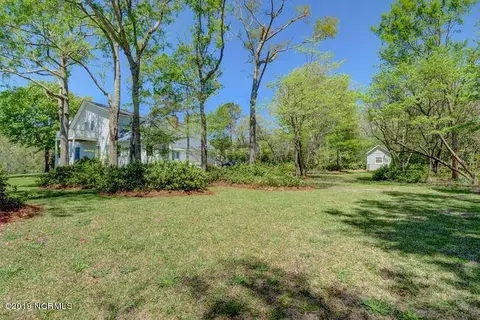 102 Pine Needle Way, Hampstead, NC 28443 photo 25