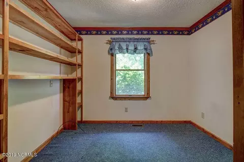 102 Pine Needle Way, Hampstead, NC 28443 photo 14