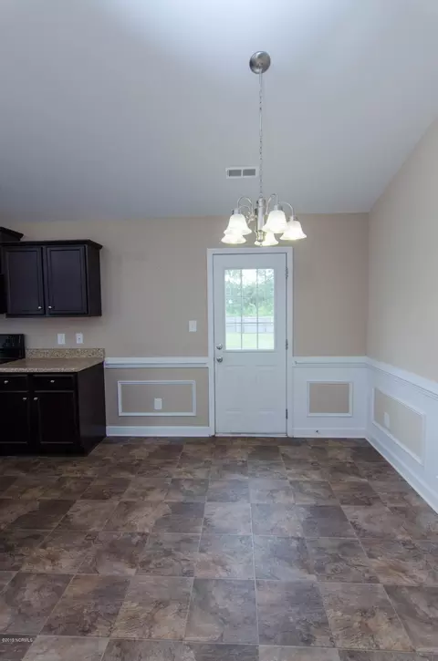 320 Basil Ct, Hubert, NC 28539 photo 7