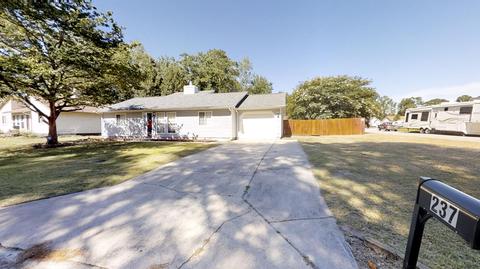 237 Spring Dr, Jacksonville, NC 28540 photo 4