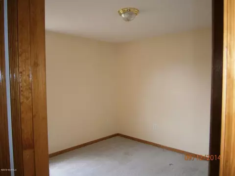 106 Appleton Ln, Richlands, NC 28574 photo 5