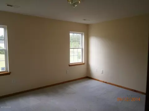 106 Appleton Ln, Richlands, NC 28574 photo 7