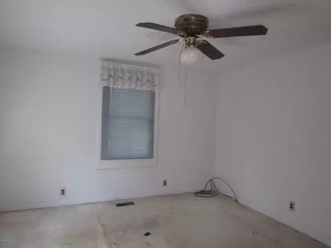 500 White Oak Dr, Hampstead, NC 28443 photo 4