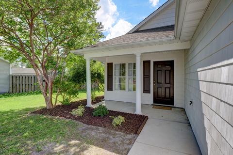 107 Bay Tree Cir, Hampstead, NC 28443 photo 3