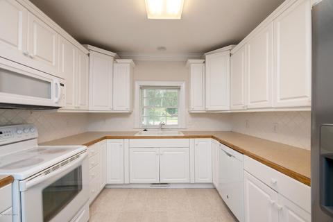 385 E Third St, Ayden, NC 28513 photo 17