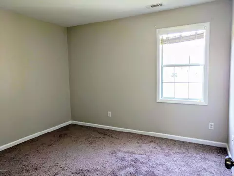 411 E Volant St, Hubert, NC 28539 photo 18