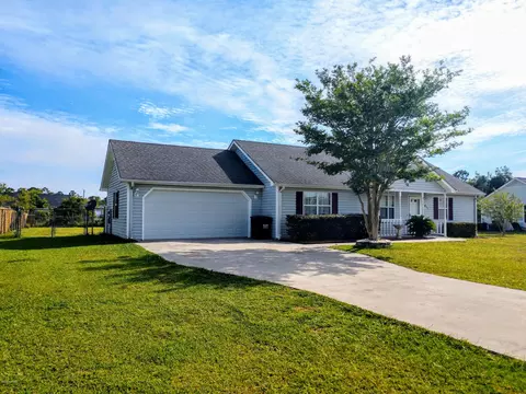 411 E Volant St, Hubert, NC 28539 photo 3