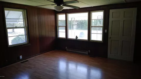1069 Van Eden Rd, Watha, NC 28478 photo 5