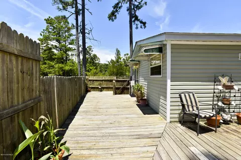 101 Quail Point Dr, Hubert, NC 28539 photo 12