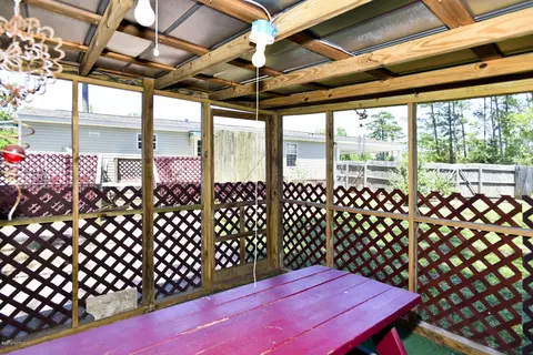 101 Quail Point Dr, Hubert, NC 28539 photo 18