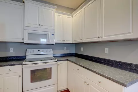 116 Azalea Dr, Hampstead, NC 28443 photo 9