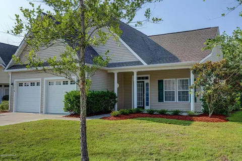 116 Azalea Dr, Hampstead, NC 28443 photo 2