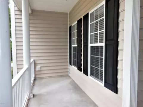 215 Hickory Ln, Hampstead, NC 28443 photo 8