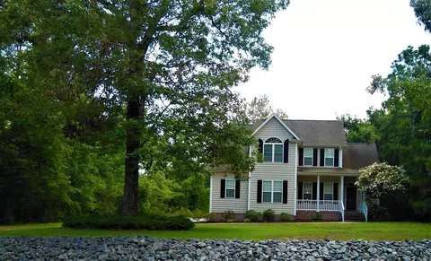 215 Hickory Ln, Hampstead, NC 28443 photo 2