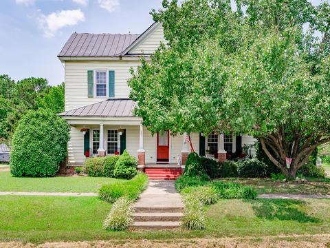 301 2nd St, Spring Hope, NC 27882 photo 1