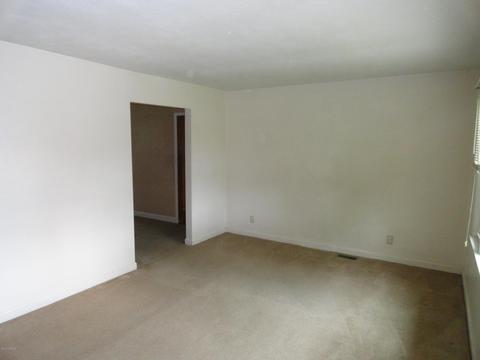 208 Pineview St, Havelock, NC 28532 photo 2