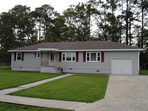 208 Pineview St, Havelock, NC 28532 photo 1